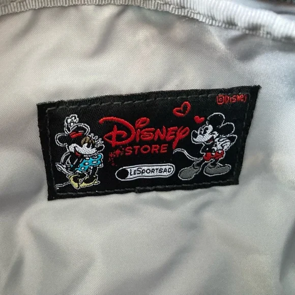 Lesportsac Disney Store Mickey Loves Minnie Cosmetic Pouch w Keychain Like NEW - Picture 4 of 8